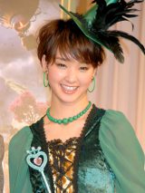 ���͍ʉ�A������CM���o�� �������́u12���҂�����v 