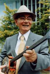 ���ꖯ�w�̎�̓o�쐽�m���񂪎��� �w�i�r�B�̗��x�Ȃǂɏo�� 