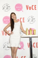 美容情報誌『VoCE創刊15周年を記念した巨大イベント『VOCE美利きフェスタ2013』に登場したすみれ 