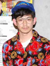 �l���A�i��s�݂̈�l���䂠�������k������� 