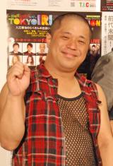 �͌������ւ��A�L���^���[�B�Ƃ̂����Ă��f�[�g�́g���芨�h �u�v������荂���āc�v 