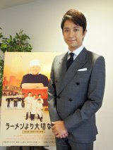 �J���͉�A�u���[�������H�ׂ����Ȃ�v�j�̐l���ƕv�w���Ɋ��� 