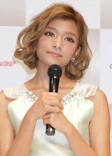 ���[���A���̍��ێ�z�ŎӍ߃R�����g �|�\�����͒ʏ�ʂ�p���� 