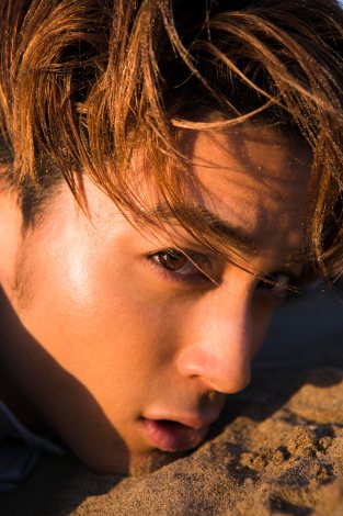 画像・写真 | 仮面ライダービースト・永瀬匡、肉体改造で体脂肪率3％に