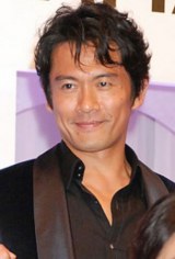 内野聖陽が改名発表 読み方を「まさあき」から「せいよう」に | ORICON NEWS