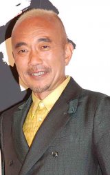 �|�����l�A��͂�18�N�Ԃ�G�g�� �w�R�t�����q�x�V�L���X�g���\ 