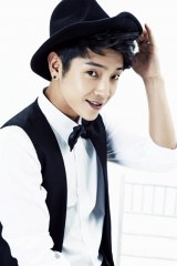 ���V���E���i�N�A���{���̃~���[�W�J���o������ 