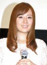 �Đ쏃�A�u���O�ő�1�q�o�Y�� �����̎ʐ^�������f�� 