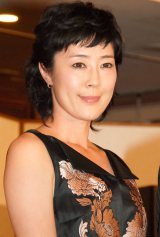 �������̂ԁA�l����ς����f��́uE.T.�v 