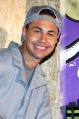 ���[�W�A���̃��C�u�y�C���e�B���O�ɑ喞���u�˗�������΂��܂���!�v 