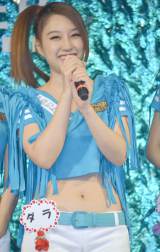 ��p���A�C�h���A�ᔽ�s�ׂň�l�E�� �u�A�[�e�B�X�g���������v�Ō_����� 