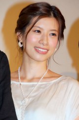 画像 写真 北乃きい 佐野和真との交際質問に笑顔も無言 6枚目 Oricon News