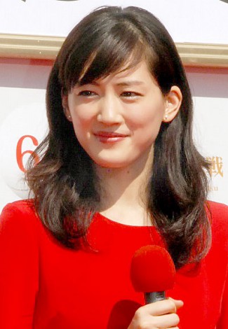画像 写真 綾瀬はるか 紅白 司会も 天然 の魅力で 4枚目 Oricon News