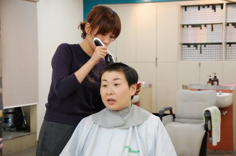 画像 写真 森三中 大島 公開断髪で10年ぶり丸刈りに 初主演映画で 男優賞狙う 4枚目 Oricon News 画像 写真 森三中 大島 公開断髪で10年ぶり丸刈りに 初主演映画で 男優賞狙う 4枚目 Oricon News