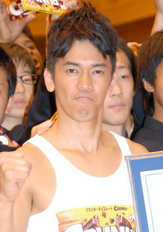 銅メダリスト 武井壮 いいとも で生報告 メダル初披露 今度は優勝したい Oricon News