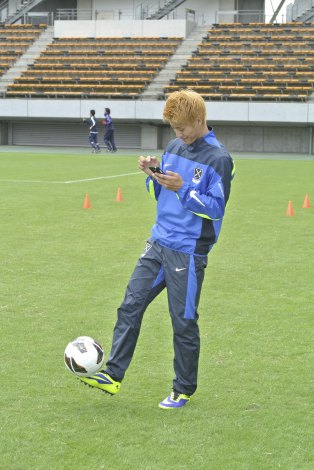 画像・写真 | サッカー柿谷曜一朗がCM初出演「試合と同じぐらい緊張