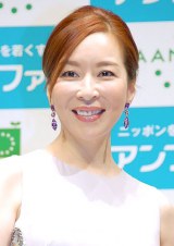 �^��݂��A�u���߂Ȃ��Łv���� �u�݂�ȏ΂����獢���Ă�v 