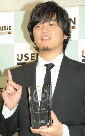 秦基博 13年間usenhitj Popランキング 1位に男性ソロ歌手で初受賞 Oricon News