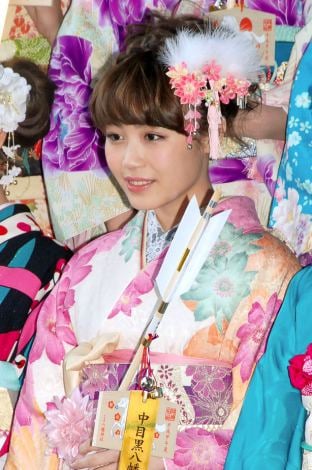 鷲尾伶菜の画像 写真 E Girls Hiroからのお年玉に大喜び いっぱいもらいました 15枚目 Oricon News
