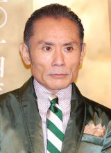 �g���ʔŁE�g���h�Љ��ߑ��Y�A�i�䂳�񎀋��ɒ��Ɂu���{�̒��̊Ԃ̑单���������v 