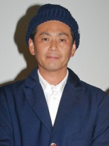 �R�R���R�����A���̒P�Ǝ剉�f����J�����ŃK�b�N�� 