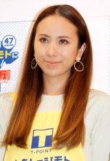 �y����z���[�A���W�F���J�A�Ўv���̔ނɃ`���R����u�i�W������΁v 