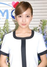 ��F���AAKB48�O���[�v���x�z�l�A�C�g���̂Ԏ��h���j�� 