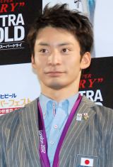 ���]�ˉ�I��A���{�x�@�̕�W�|�X�^�[�Ɂu�Ռ��v 