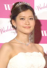 ���f���E����R���A��1�q�a����񍐁u���R�Ɨ܂����ӂ�Ă��܂����v 