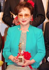 �L�n��q�A�A�̃|���[�v������p�󂯂Ă��� 