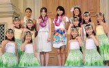 映画『わたしのハワイの歩き方』公開記念イベントに出席した（中央左から）高梨臨、榮倉奈々　（C）ORICON NewS inc. 