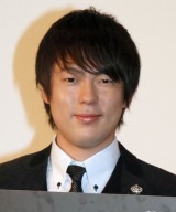 �E�[�}�����{�A�^�N�V�[���̂Ɋ������܂�� 