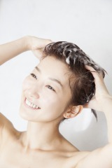 5���a�΍�ɂ� ��J���Ɓg�R�`�R�`�n���h����������~�J����`���́u����y�w�b�h�X�p�v 