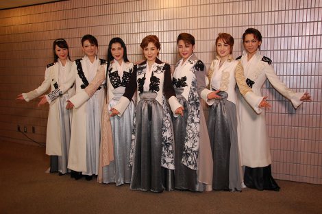 画像 写真 杜けあき 宝塚は 女の軍隊 2枚目 Oricon News