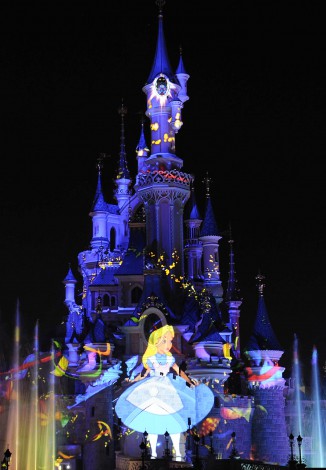 画像はディズニーランド・パリのナイトタイムショー『Disney Dreams！』のもの（C）Disney 