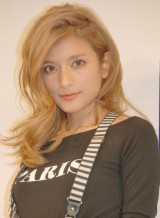 ���[���A�����ɑO�����u�T�������ȋC����v 