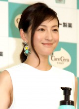 �L�����q�A�c�����̔��̔Y�ݖ����� 