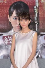 �˒J����A���̋L�Җ��Ɏ艞���u�`�����̂���v 