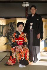 連続ドラマ『花子とアン』はなと英治の結婚写真を先行公開（C）NHK 