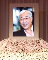 ���ؓ��A�n�ӏ~�ꂳ��Ɋ��Ӂu�搶�̂悤�ȑ��݁v 