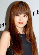 �����A�A�u���O�ōč����\�u���̏H�������邱�ƂɂȂ�܂����v 