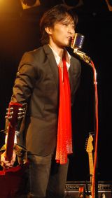 �W���j�[��q�A�ē��@���x����]�ڂȂ� ���j�E�P���C�`�����󖾂��� 