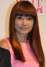 �y����z�wFASHION'S NIGHT OUT�x�J�� �\�Q���Ƀ~�����A�����A��o�� 