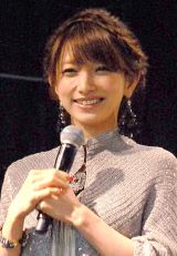 �㓡�^��A�f�r���[15���N�Ɋ��Ӂu���肪�Ƃ��v 