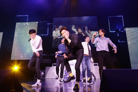 Bigbang 弟分 Winner 初の日本ツアー開幕 Mcでは ダメよ Oricon News