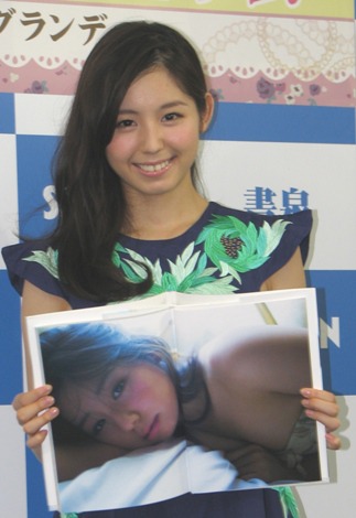 画像 写真 ドキッとする下着姿にも挑戦 小池里奈 21歳の秘やかな野望とは 2枚目 Oricon News
