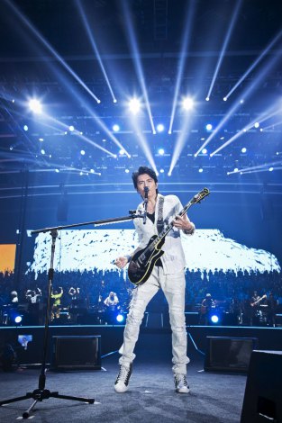 画像・写真 | 福山雅治、「45歳の初体験」を映像化 過去のライブDVD8