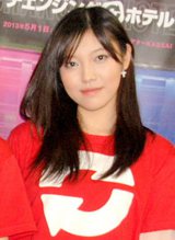 ��AKB���R�����сA�g�����h�̐��u�o�債�Ă����v 