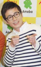 ���X�A���j�E�y�c�ɗ��������� 2�N�Ԃ�w�T���W���|�x�o��  