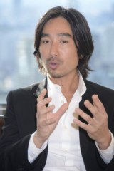 ���f�B�Y�j�[�E�l�p�p�F���A�w�A�i��x���R���āw���̉��q���܁x�� 